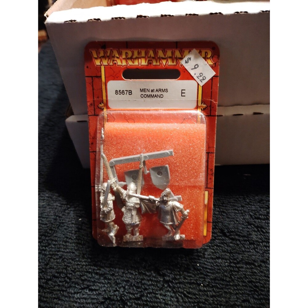 Games Workshop Warhammer Fantasy 8567B  Bretonnian  Men at arms Command